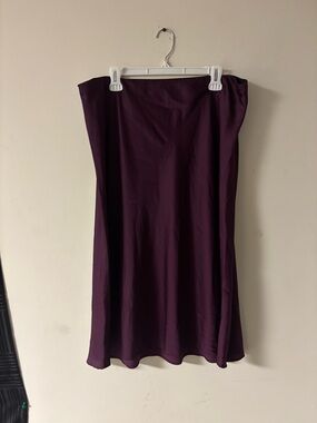 Express Purple Midi Skirt Size XL Flowy High Rise Minimalist